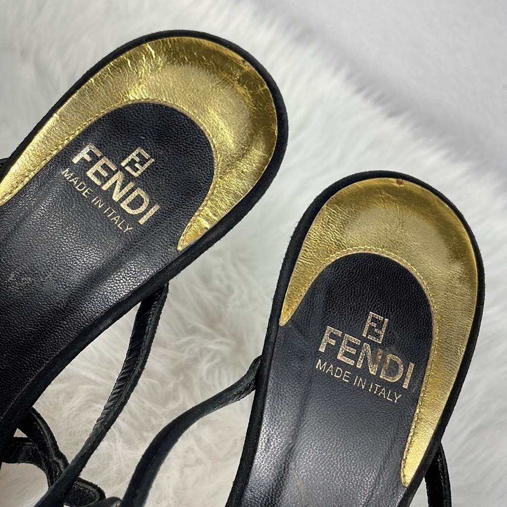 🌹FENDI HEELS - Picture 14 of 15